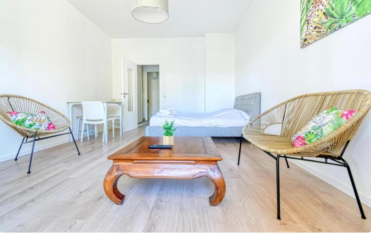 Superbe Studio Lumineux Sur Cannes Avec Terrasse ! A Quelques Minutes De La Celebre Rue D'Antibes ! Екстер'єр фото